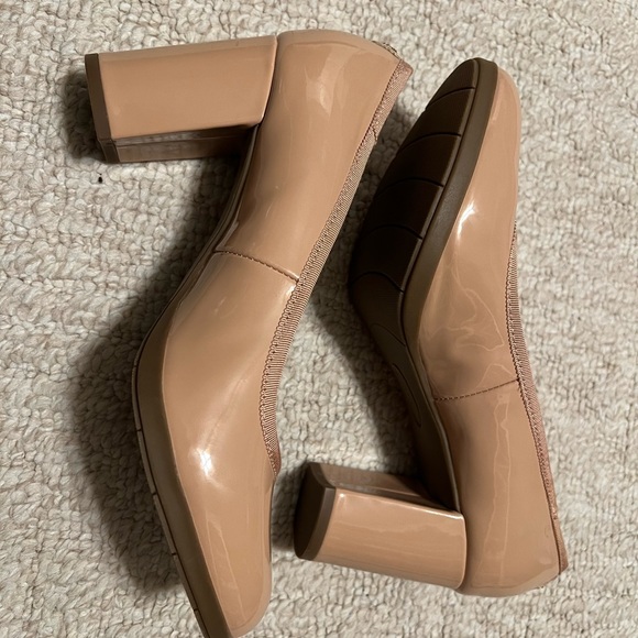 Anne Klein nude heels size 8 *like new* - Picture 3 of 7